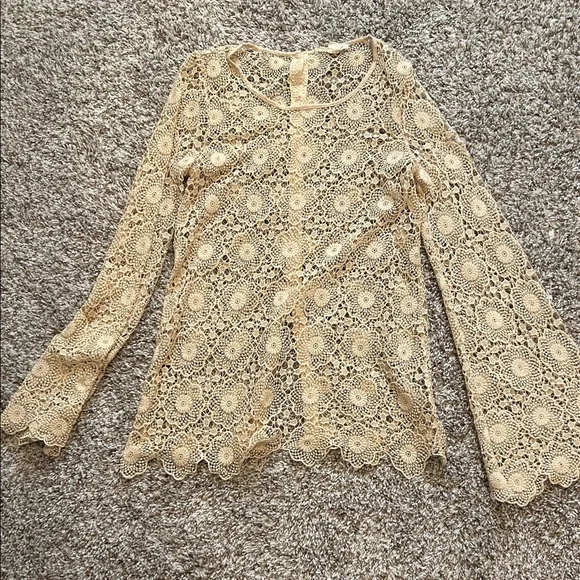 Crochet Lace Button- back Long Sleeve Top - Cream - Picture 2 of 2